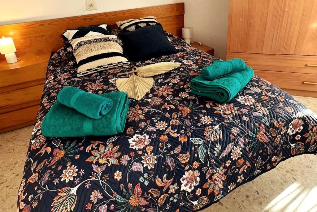 Azul 2 Bedroom Apartment In Salou Tarragona エクステリア 写真